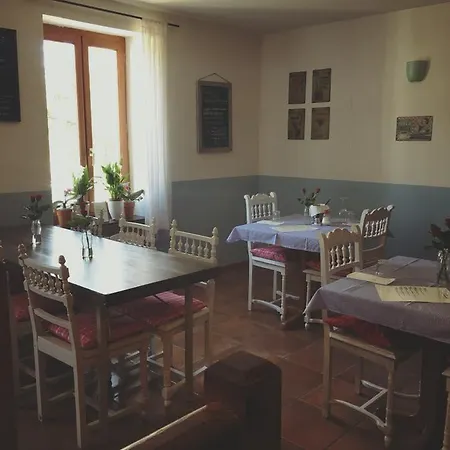 Les Hirondelles *